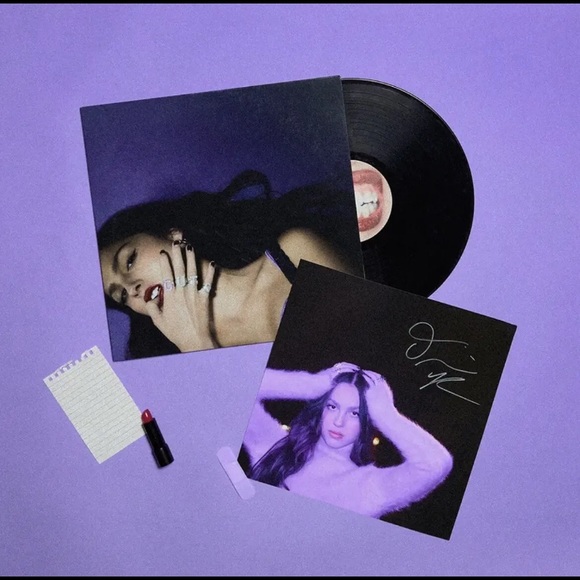 Olivia Rodrigo Black Vinyl w/ Signed Insert - Picture 2 of 4